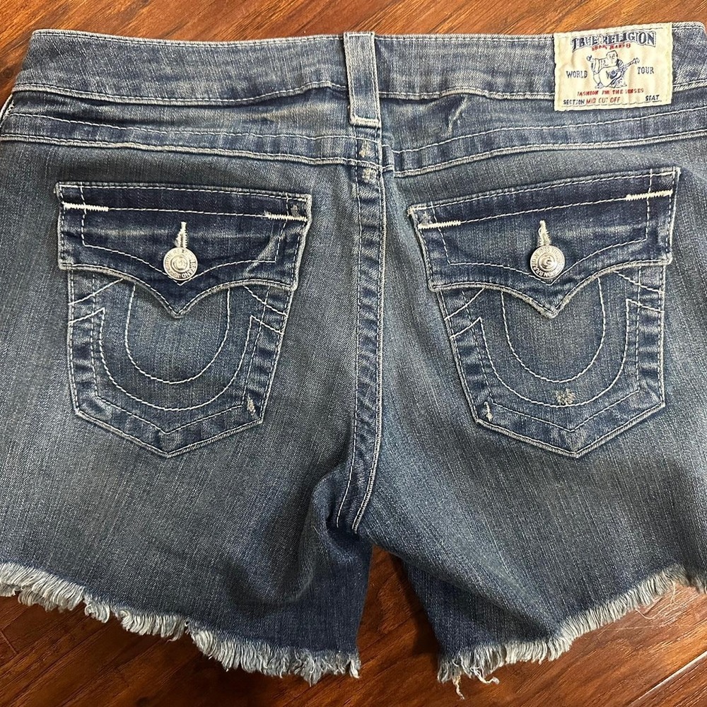 True Religion denim shorts Size 31